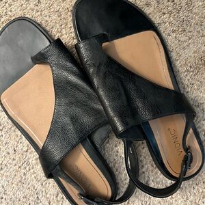 Vionic Women's Black Sandals